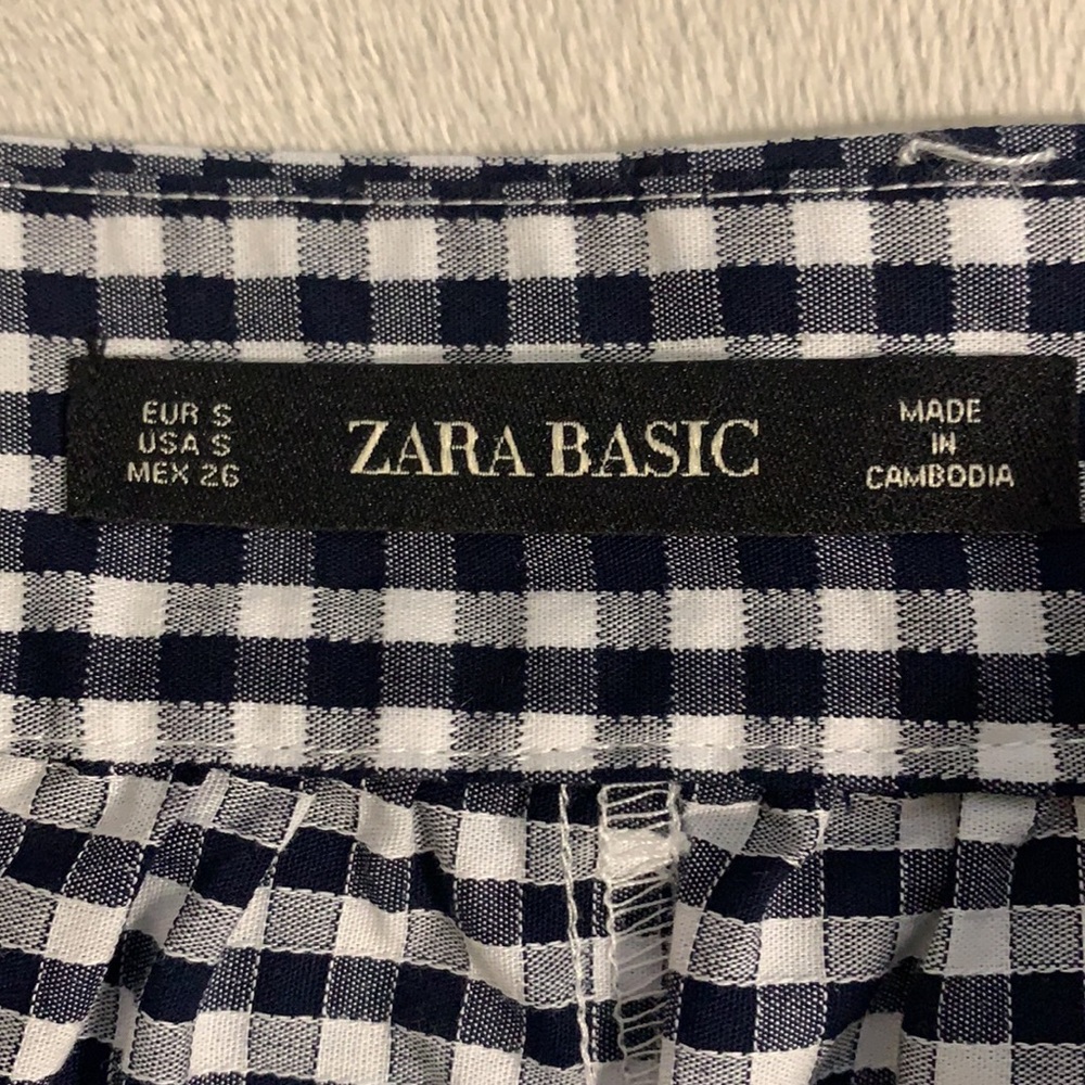 ⭐️Zara High Waisted Gingham and Eyelet Shorts - Picture 7 of 8